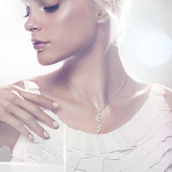 SWAROVSKI FIDELITY Pendant Necklace Silver Crystal - Picture 3 of 4